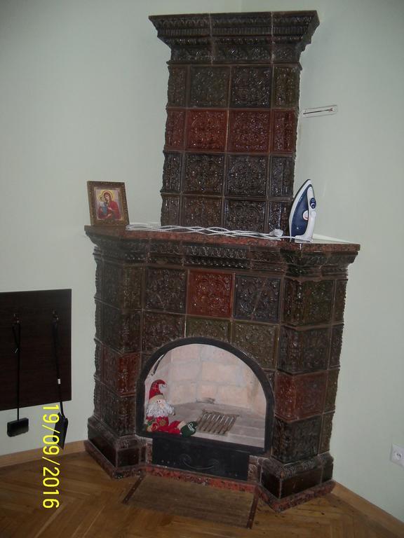 Apartment Roman 利沃夫 外观 照片